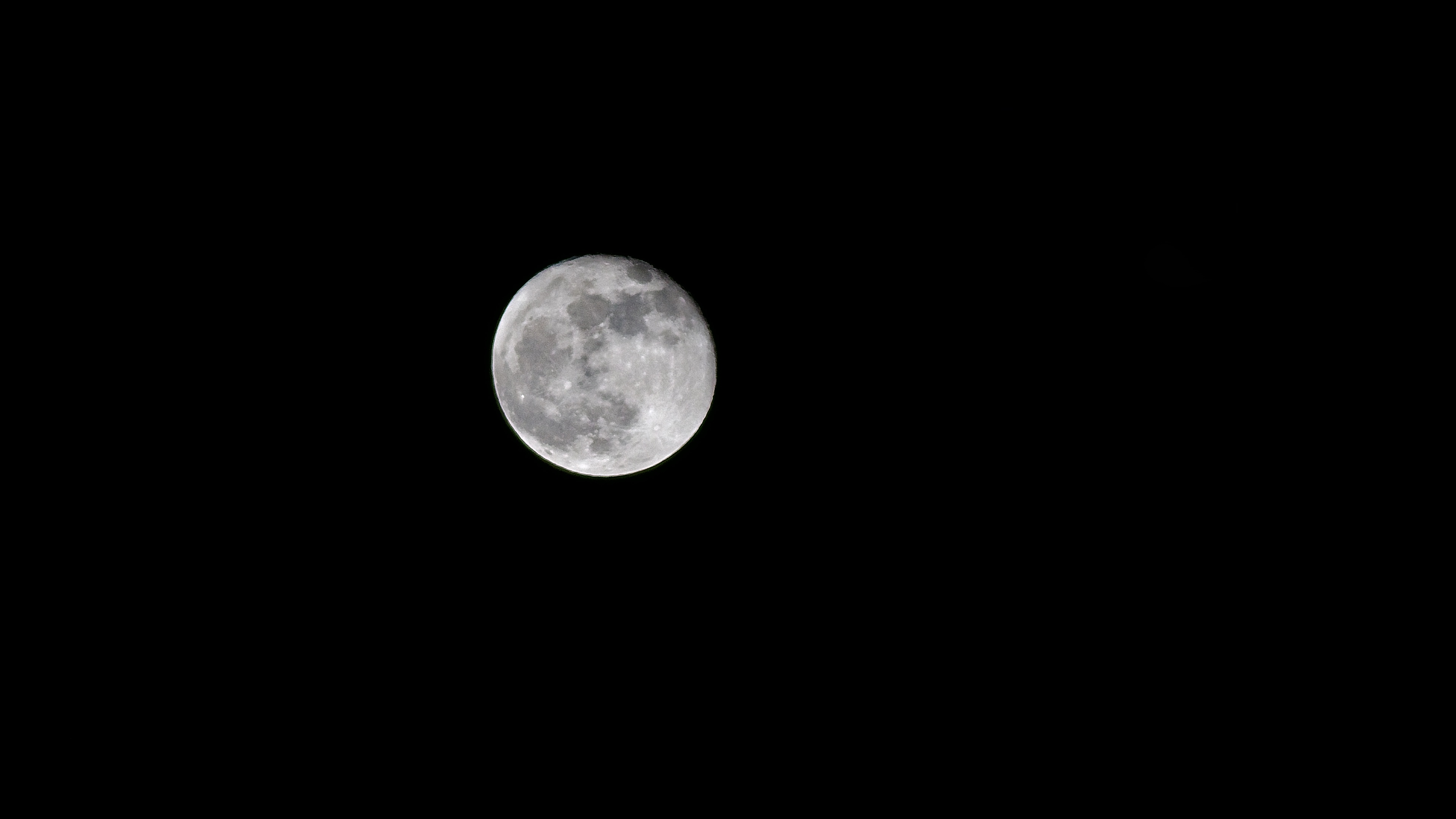 erstes Bild Mond mit Dwarf 2